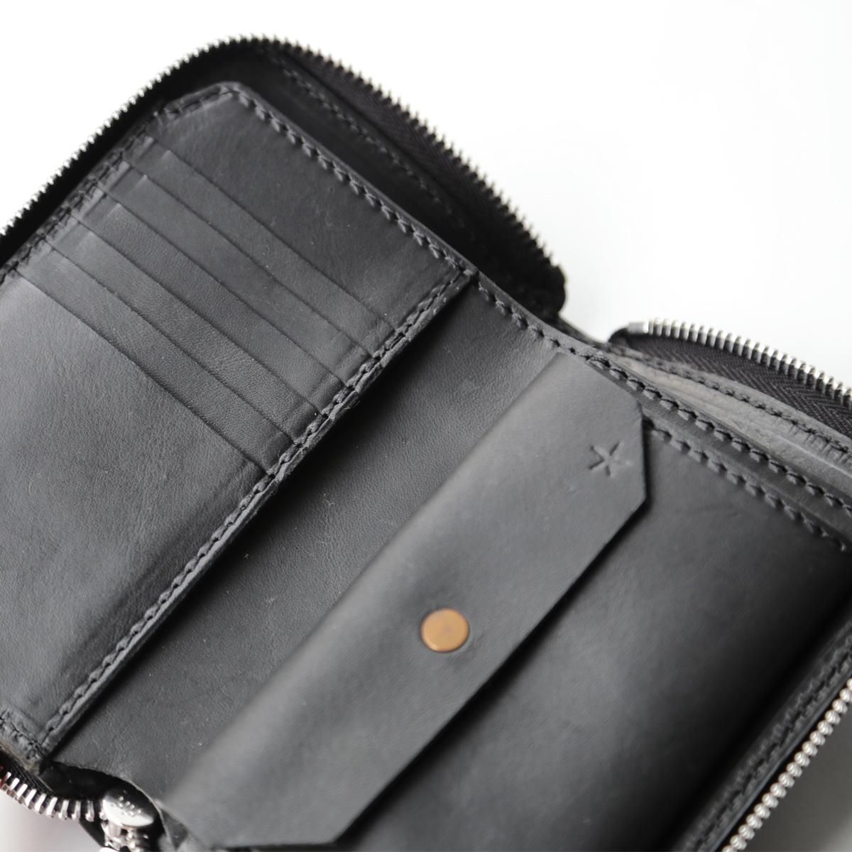 Tochca Aimer Round Zip Wallet  Black