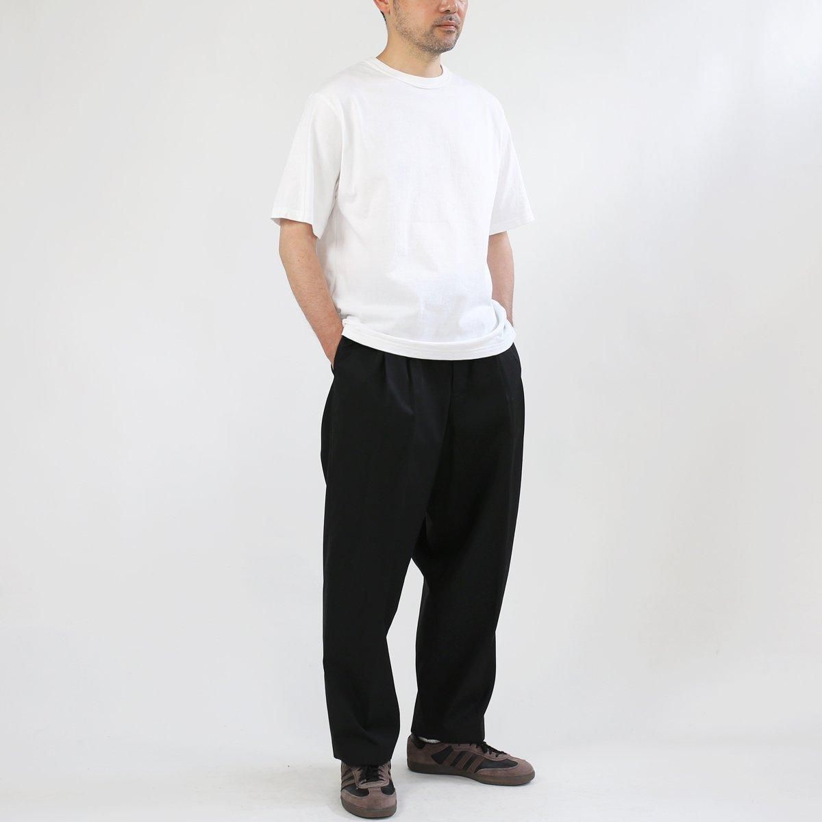 Affinitee White