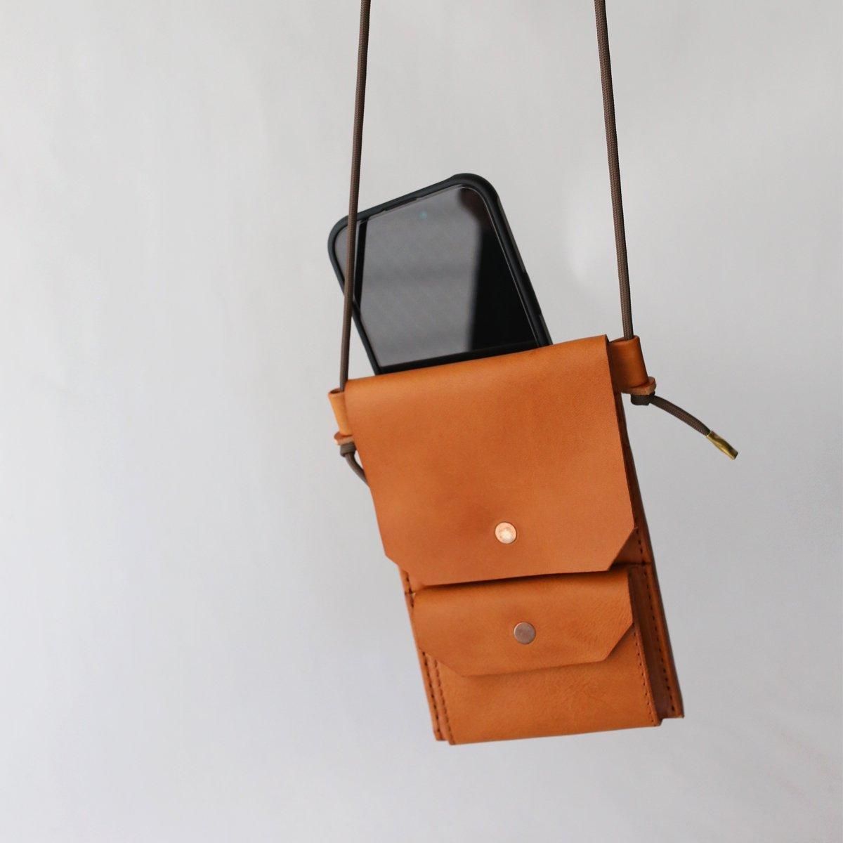 EEL Products × Tochca Aimer Shoulder Wallet Pouch  Brown