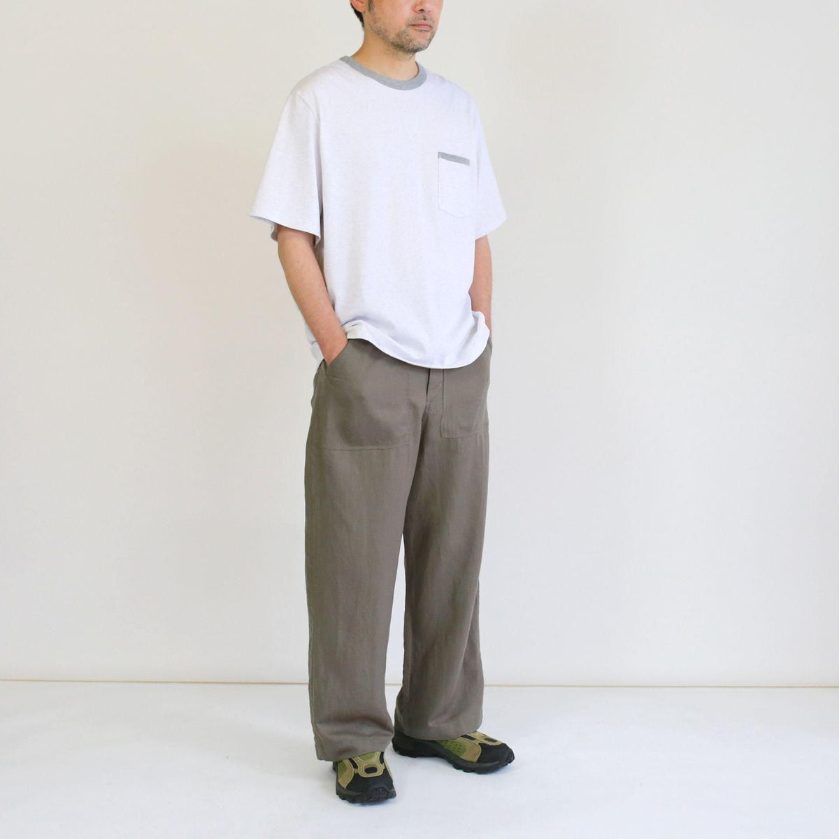 Unitee  White×Gray