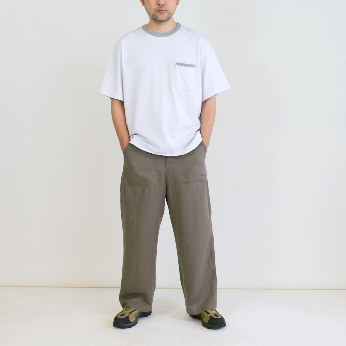 Unitee  White×Gray