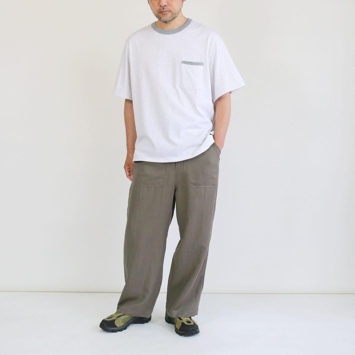 Unitee  White×Gray