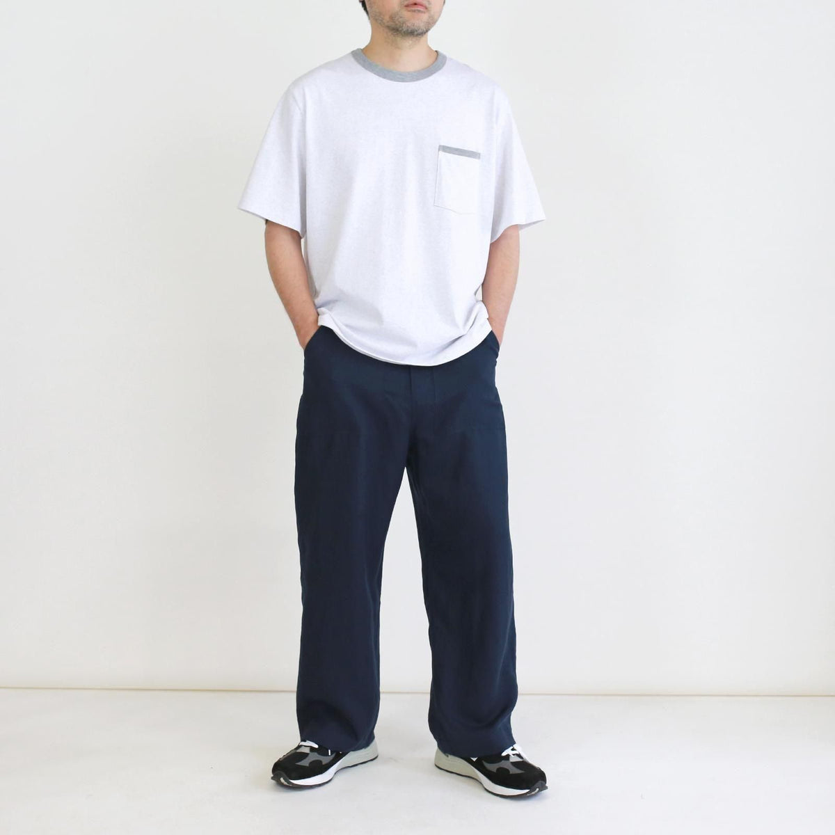 Unitee  White×Gray