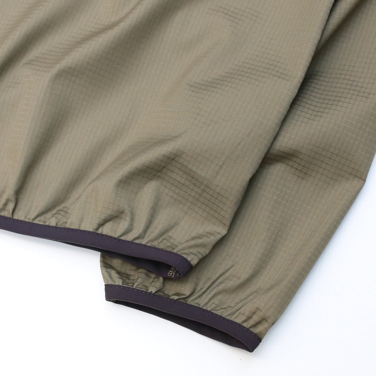 Snap Yururi Hoodie